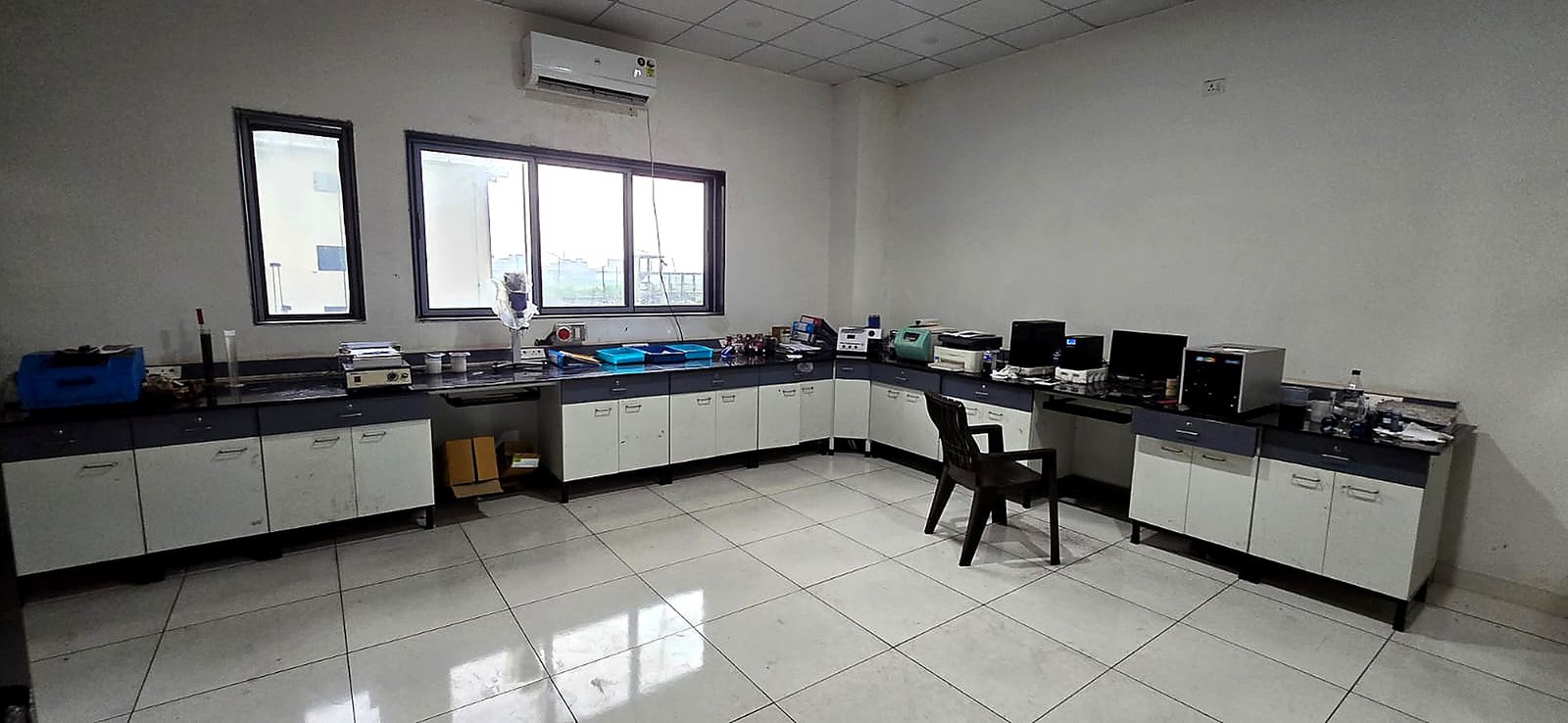 In-house dye quality laboratory at Yobai Industries